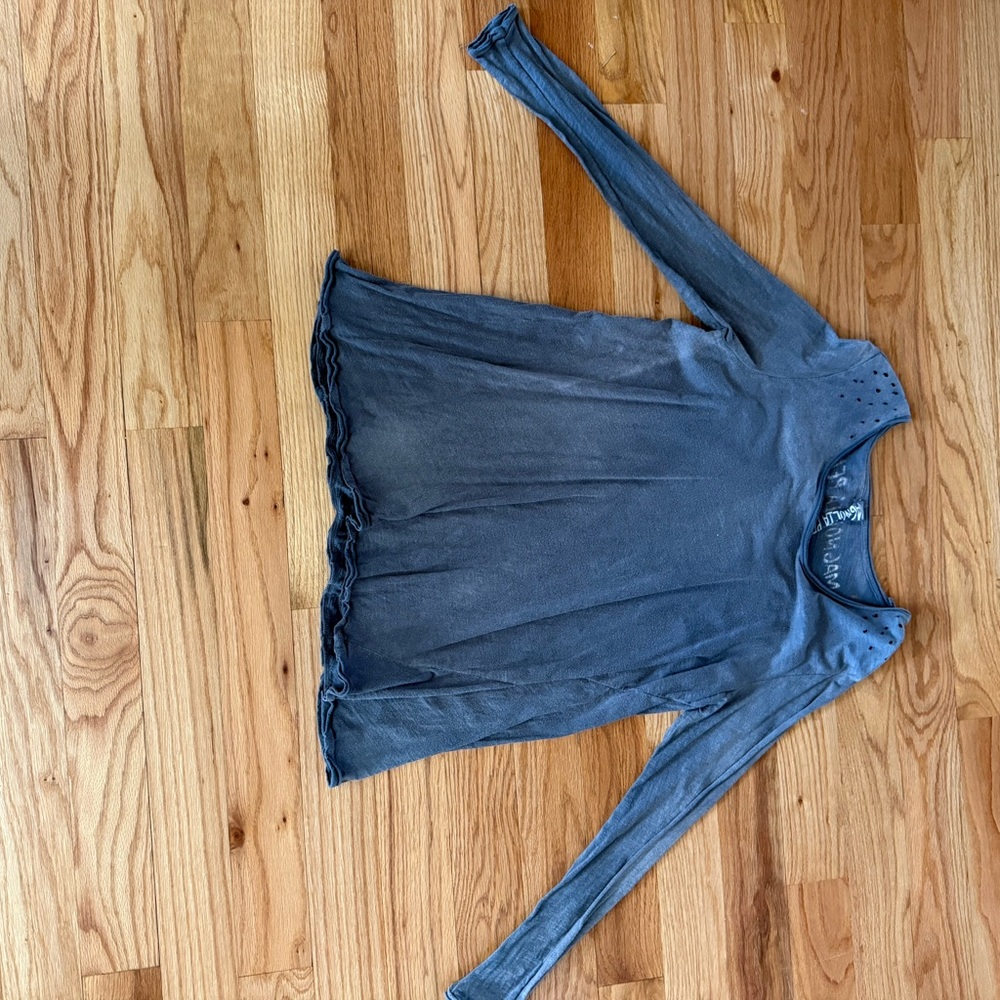 Women's Magnolia Pearl Gray Long Sleeve Top